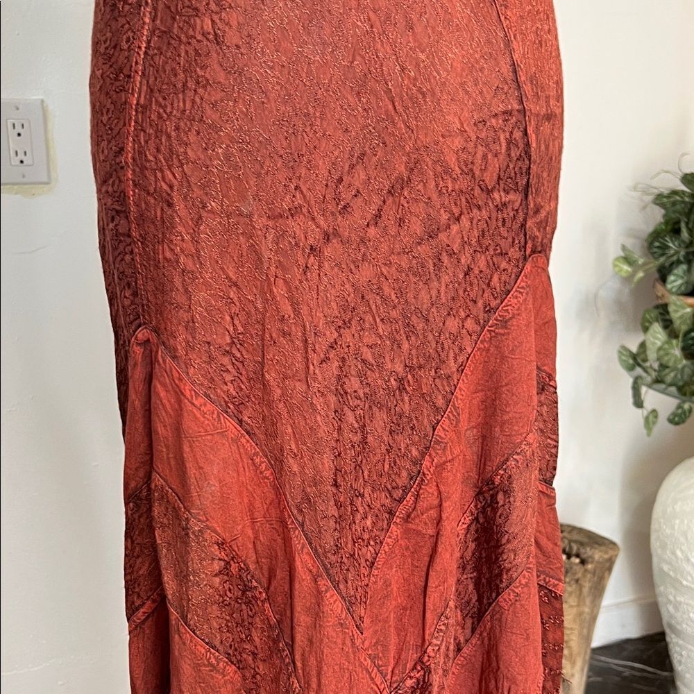 Chic Backless Halter Dress in Rust - Picture 11 of 13